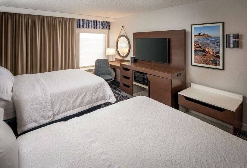 Номер Стандарт 2 Двуспальные Кровати, Hampton Inn Long Island / Commack