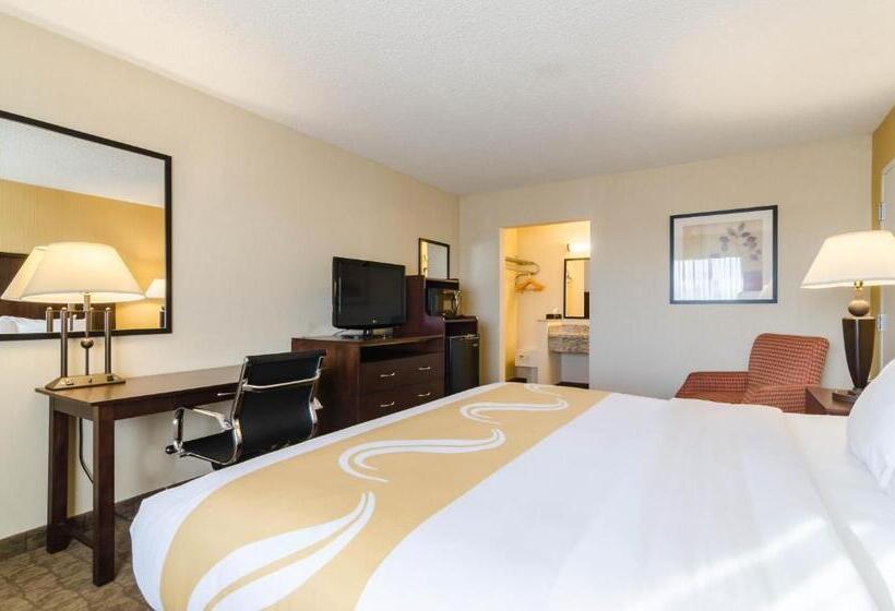 חדר סטנדרט, Quality Inn & Suites
