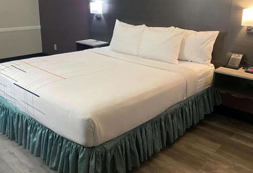 스위트 킹사이즈 침대, La Quinta Inn By Wyndham Bakersfield South