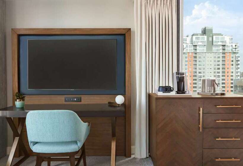 חדר סטנדרט עם מיטת קינג, Hilton Garden Inn Knoxville Papermill Drive