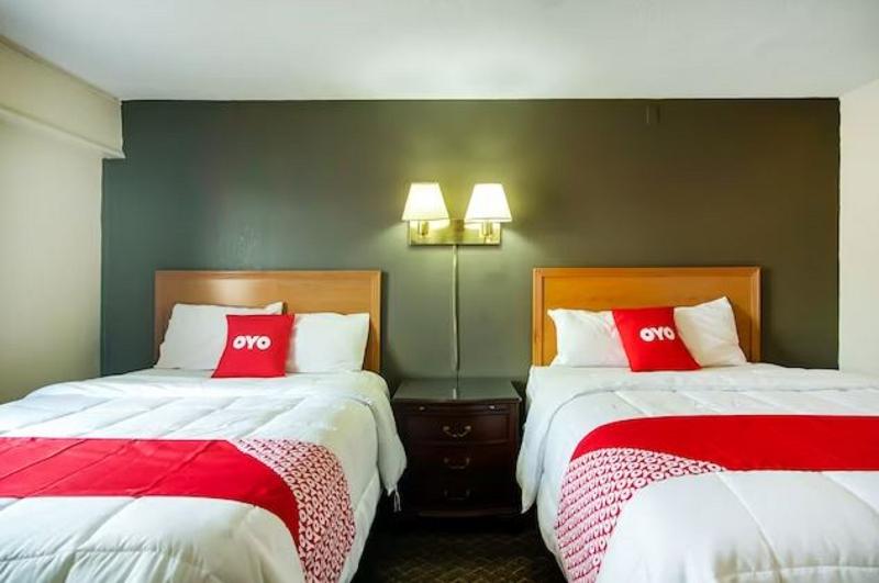 Номер Стандарт, OYO Hotel Hutchinson KS West 4th Ave
