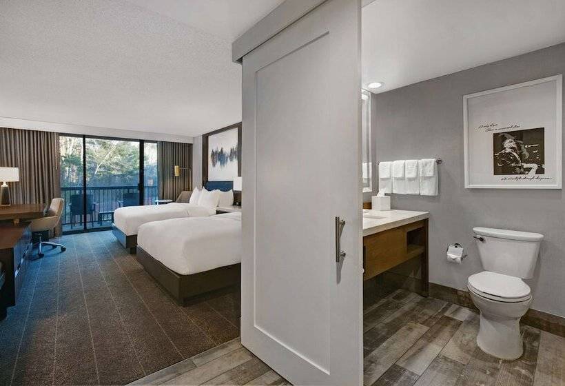 ２ダブルベッドのスタンダードルーム, Hilton Peachtree City Atlanta Hotel & Conference Center