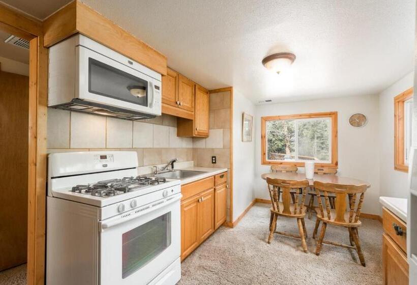 Дом 2 Спальни, Ponderosa Lodge