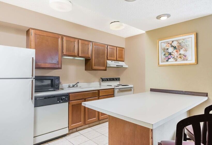 Люкс Адаптированный для Инвалидов, Hawthorn Extended Stay By Wyndham Columbus