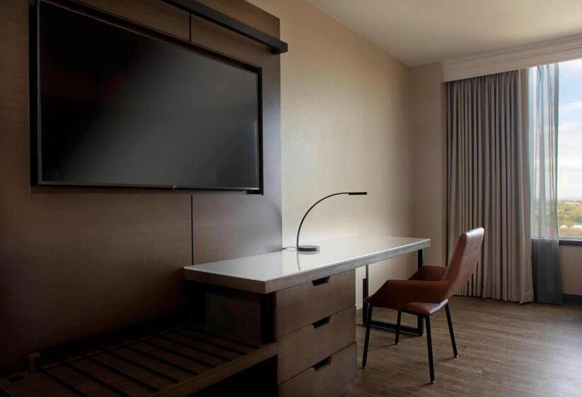 Номер Стандарт, Winstonsalem Marriott