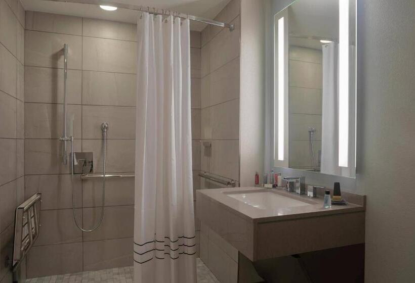 Номер Deluxe Адаптированный для Инвалидов, Winstonsalem Marriott