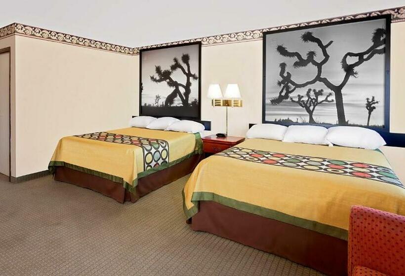 Люкс, Super 8 By Wyndham Yucca Val/joshua Tree Nat Pk Area