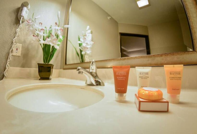 Номер Стандарт Двуспальная Кровать, Tanglewood Resort, Ascend Hotel Collection