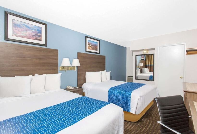 带2个双人床的标准工作室, Travelodge By Wyndham Williams Grand Canyon