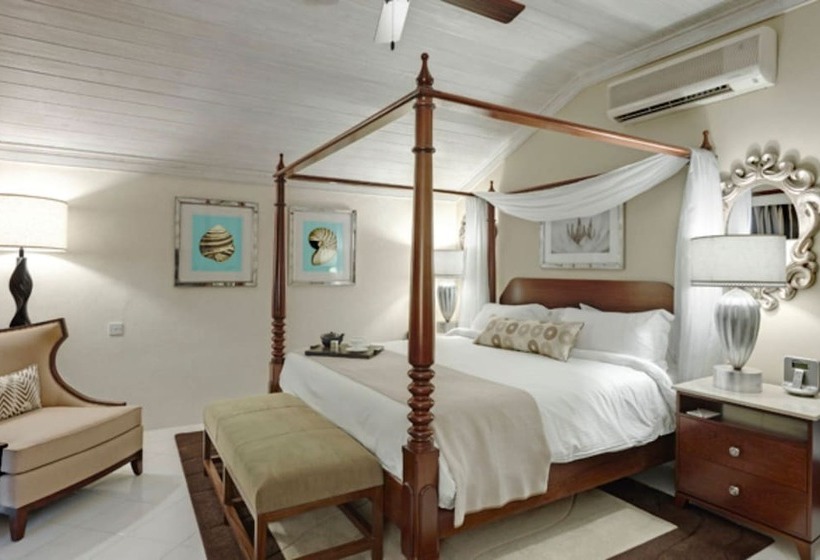 اتاق لوکس با چشم‌انداز استخر, Colony Club By Elegant Hotels