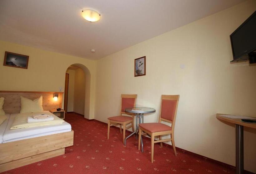 Номер Basic, T3 Alpenhotel Garfrescha