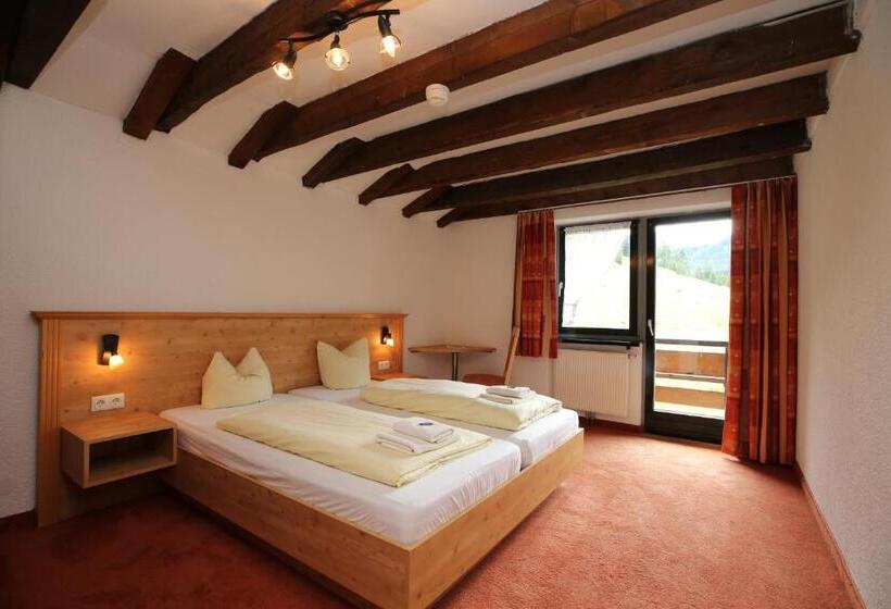 Апартаменты 1 Спальня с Видом, T3 Alpenhotel Garfrescha