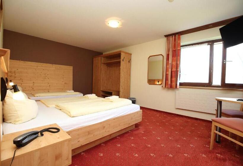 Семейный Номер, T3 Alpenhotel Garfrescha