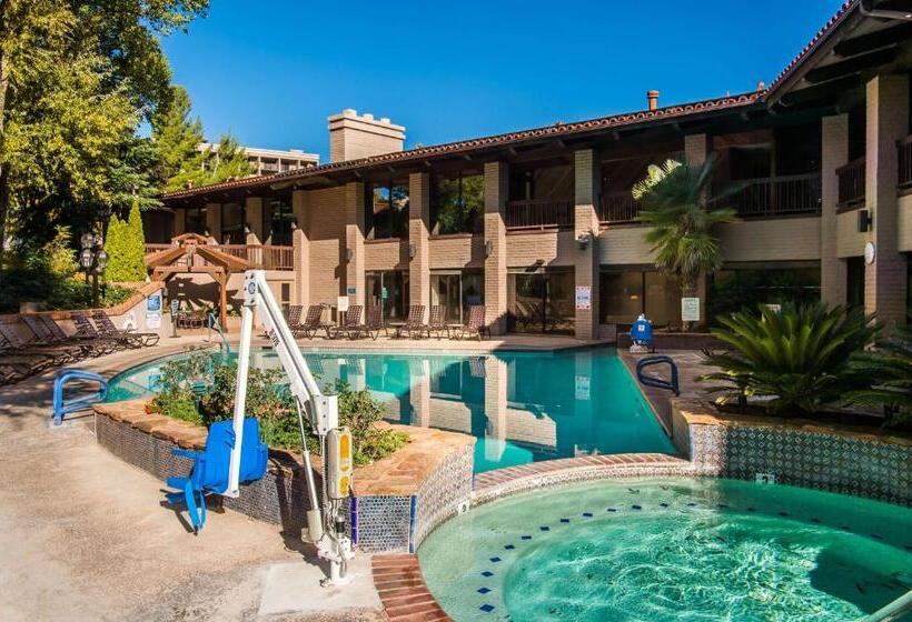 장애인을 위한 스탠다드 룸, Best Western Plus Arroyo Roble & Creekside Villas