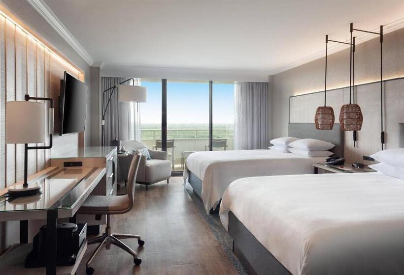 プールビュースタンダードルーム, Orlando World Center Marriott