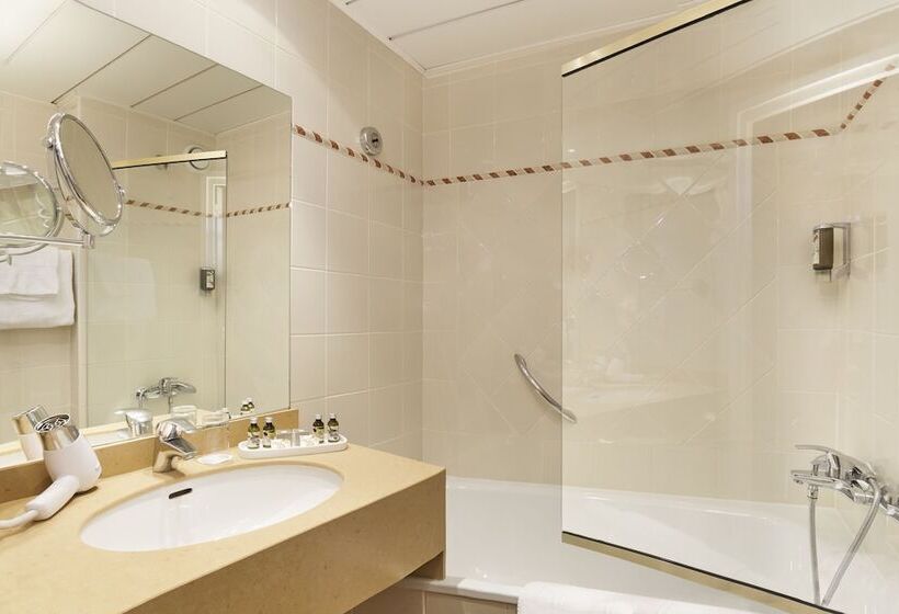 اتاق استاندارد, Relais Du Louvre