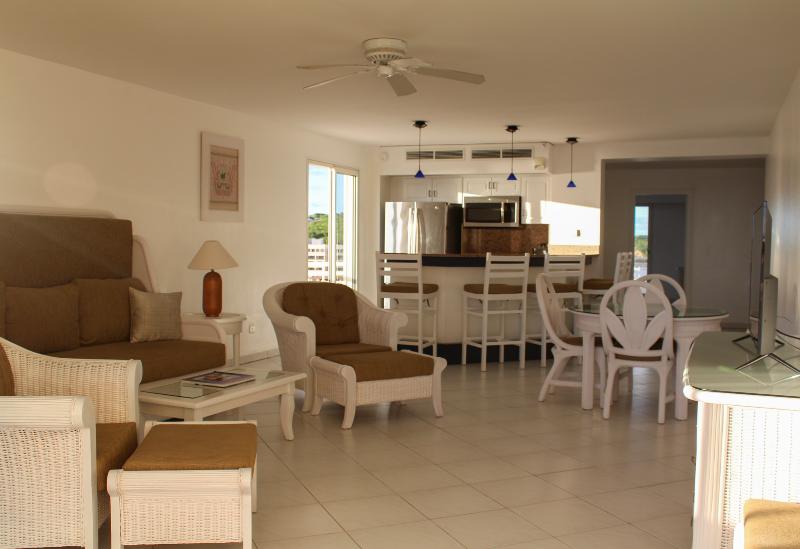 2 베드룸 디럭스 스위트, Sapphire Beach Club Resort