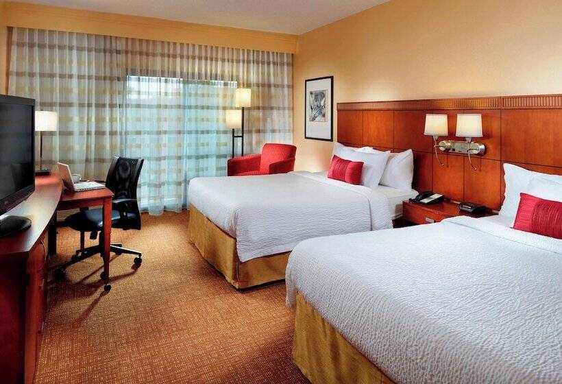 Номер Стандарт 2 Двуспальные Кровати, Courtyard Birmingham Hoover
