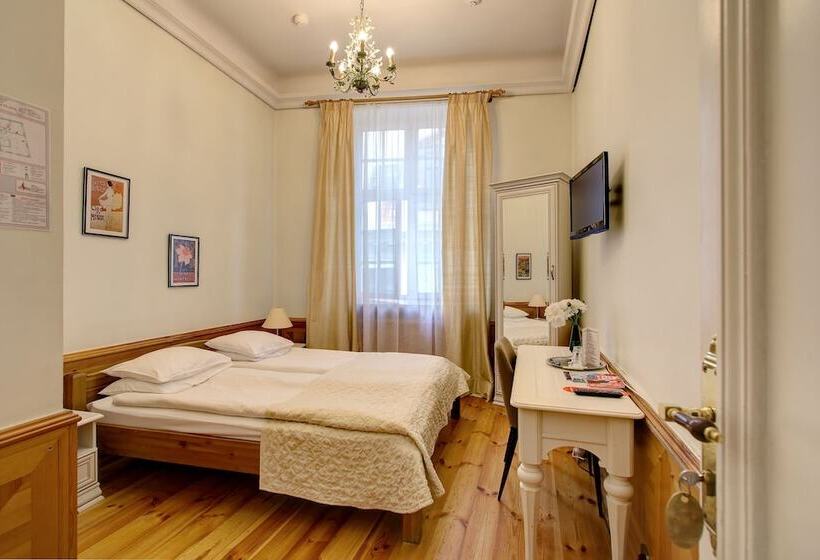 اتاق اکونومی, Boutique Hotel Kristofs