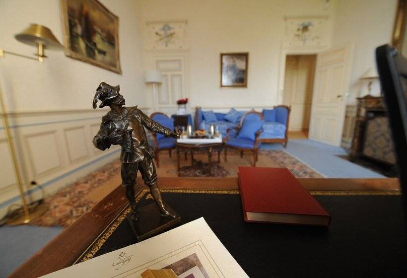 スイート, Château De Curzay