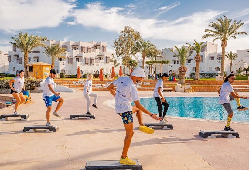 اتاق استاندارد با چشم‌انداز دریا, Mercure Hurghada