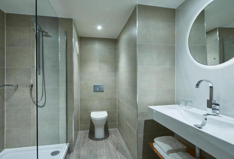 스탠다드 룸 킹사이즈 침대, Manchester Marriott Victoria & Albert