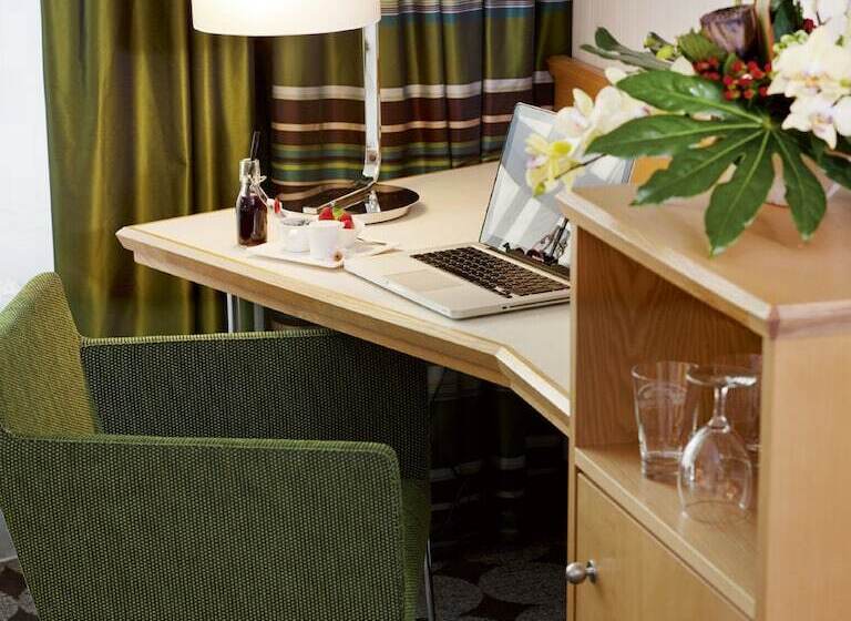 Номер Стандарт, Mövenpick Hotel Nürnberg Airport