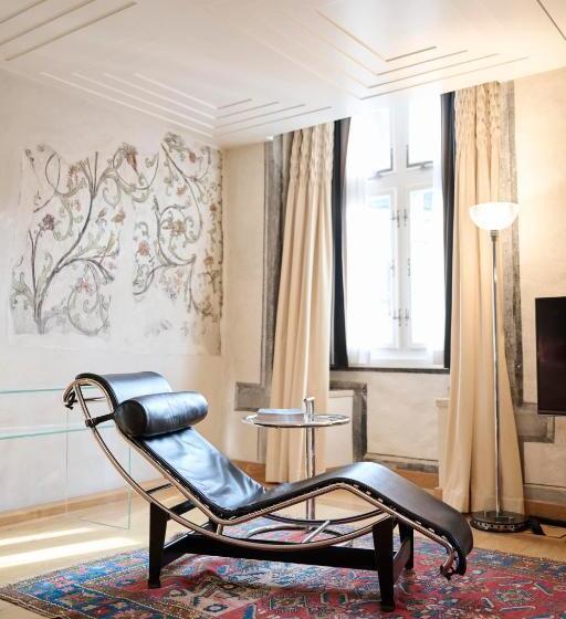 سوییت جونیور, Widder Hotel   Zurichs Luxury Hideaway