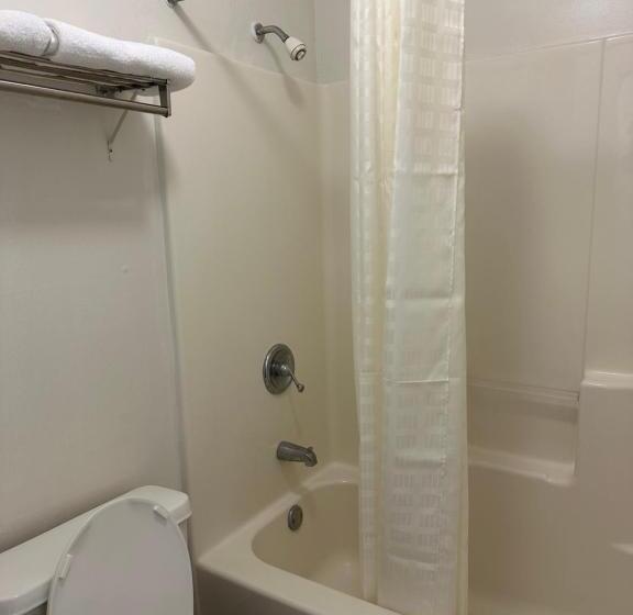 غرفة قياسية, Garden Inn & Suites