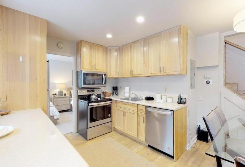 Апартаменты Premium 3 Спальни, Tamarack Townhomes   Coraltree Residence Collection