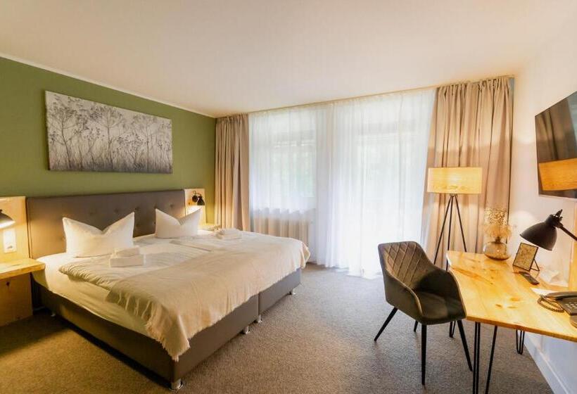 Номер Стандарт с Балконом, Waldhotel Eiche