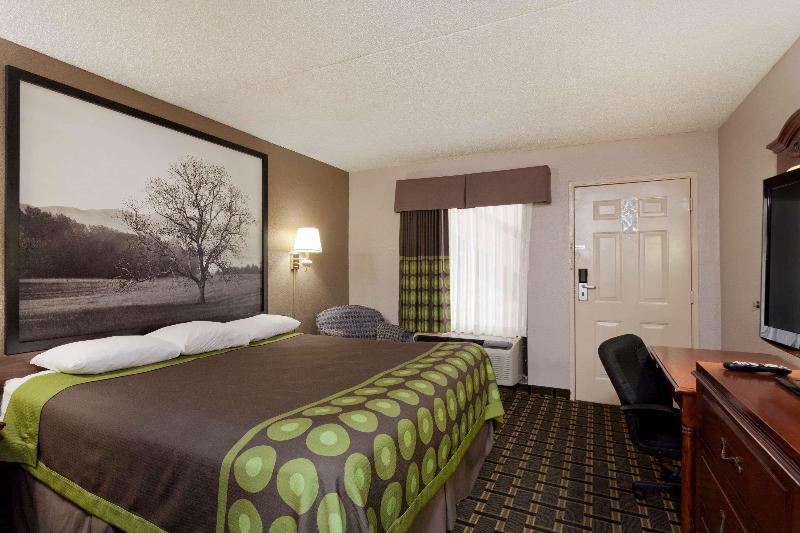 Standard-huone King-vuode, Super 8 By Wyndham Knoxville West/farragut