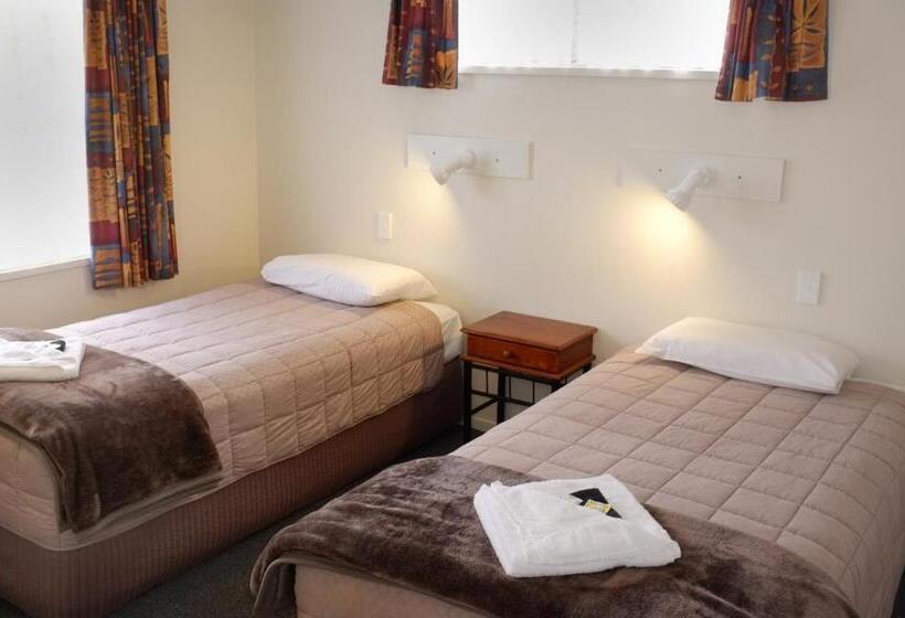 침실 1개 주택, Westport Motels