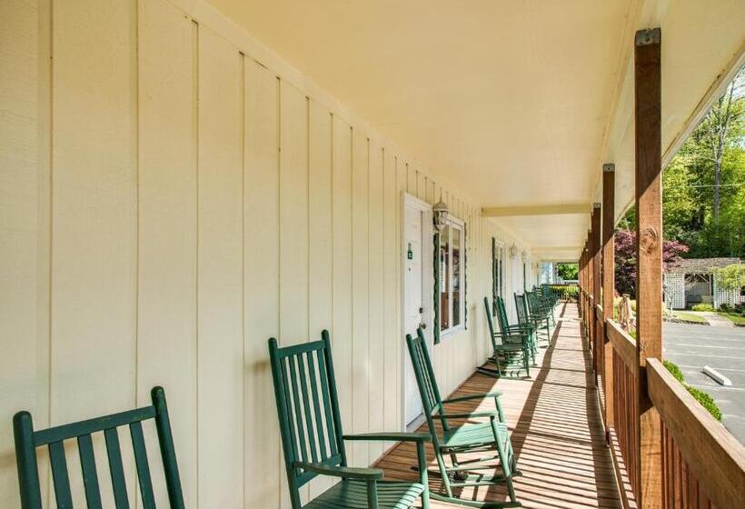 Номер Deluxe, Boxwood Lodge Blowing Rock Near Booneuniversity