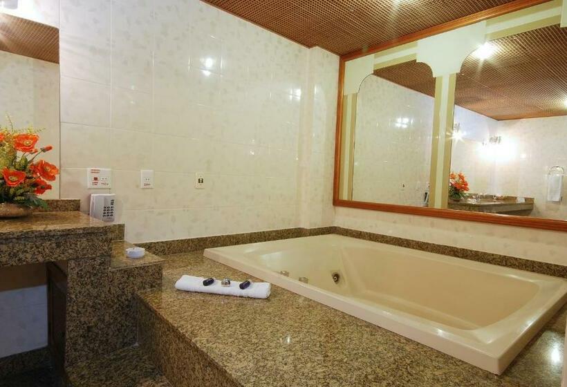 سوییت اجرایی, Americas Benidorm