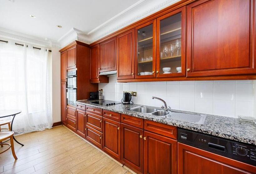 آپارتمان لوکس 2 خوابه, Carlton Court   Mayfair
