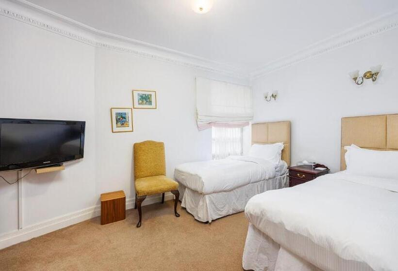 آپارتمان 3 خوابه, Carlton Court   Mayfair