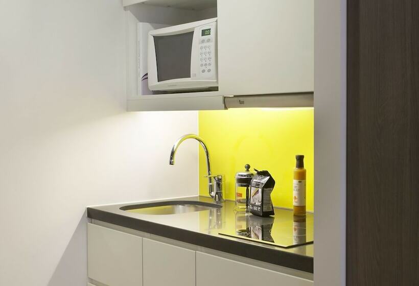Апартаменты 1 Спальня, Citadines Trafalgar Square