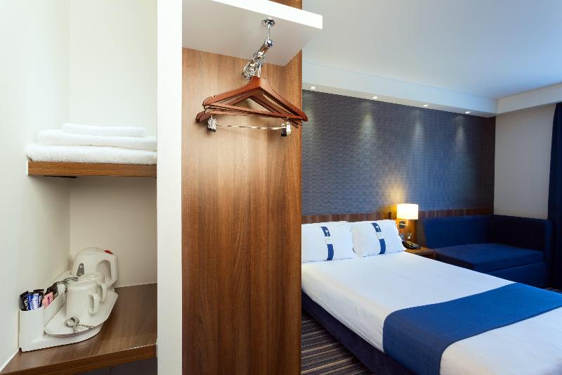 Номер Стандарт, Holiday Inn Express Harlow, An Ihg