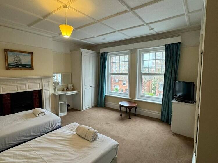 Номер Стандарт Трехместный, Langford Hotel, Brighton & Hove