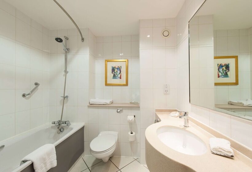 Семейный Номер, Doubletree By Hilton Glasgow Strathclyde