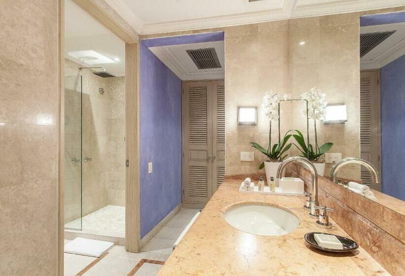 Полулюкс, Charleston Santa Teresa Cartagena