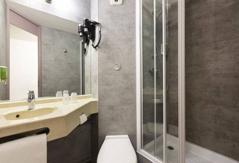 Четырехместный Номер Стандарт, B&b Hotel Marne La Vallée Chelles