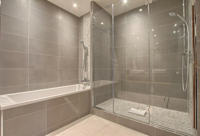 اتاق اجرایی, Timhotel Opéra Blanche Fontaine