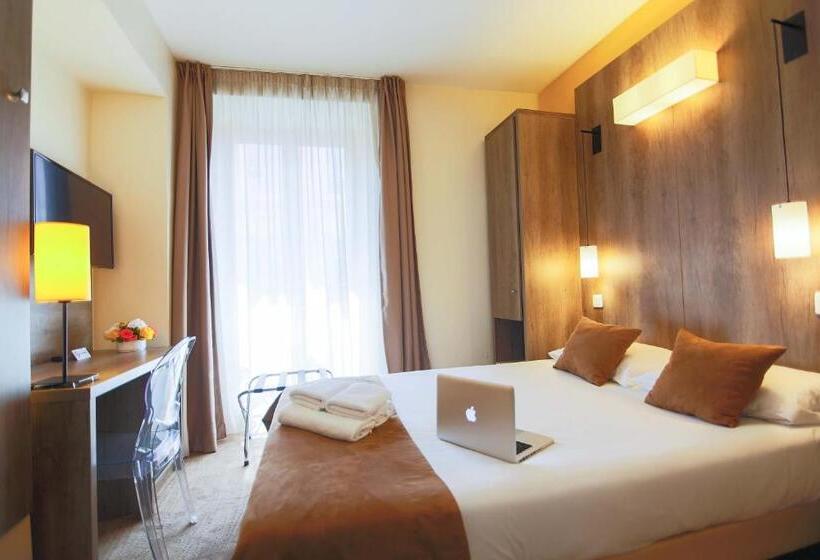 Номер Basic, Hôtel Le Seize, Nice Centre