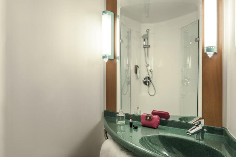 Номер Стандарт, Ibis Paris Porte De Bercy