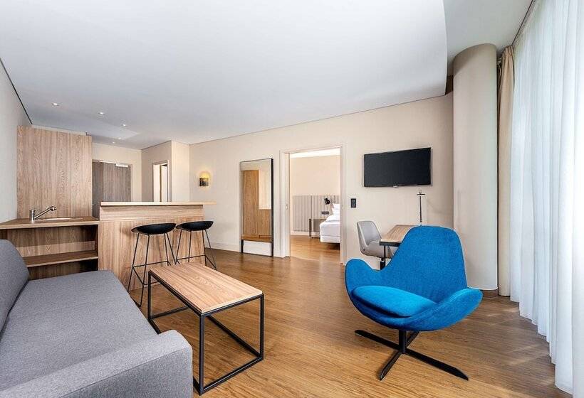 Семейный Номер, NH München Unterhaching