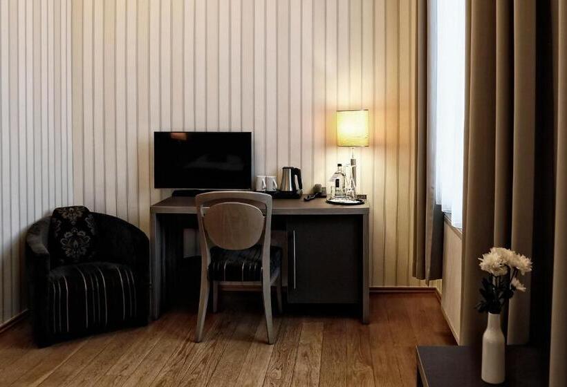 コンフォートルーム, Konsumhotel Dorotheenhof Weimar
