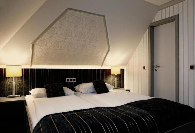 Люкс с гидромассажем, Konsumhotel Dorotheenhof Weimar