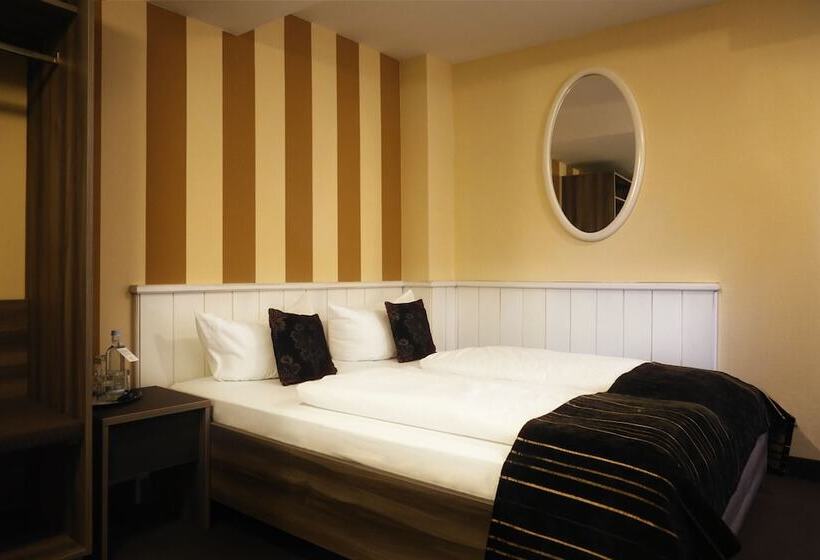スタンダード４人部屋, Konsumhotel Dorotheenhof Weimar